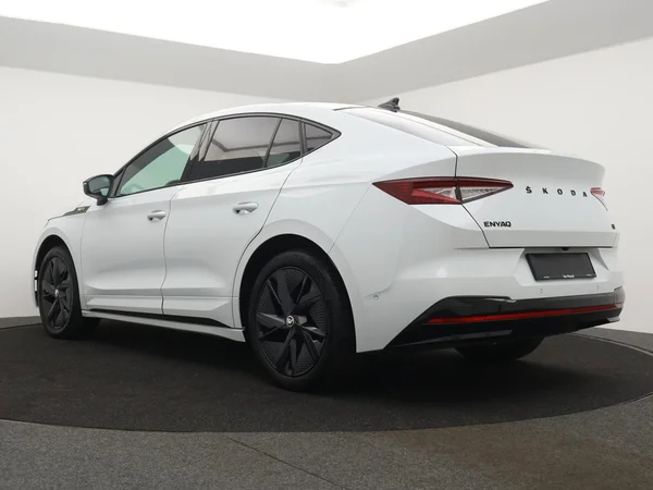SKODA Enyaq Coupé RS (2022) — foto 25 van 29