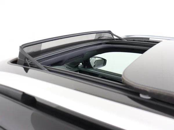 VOLKSWAGEN Tiguan (2025) — foto 28 van 35