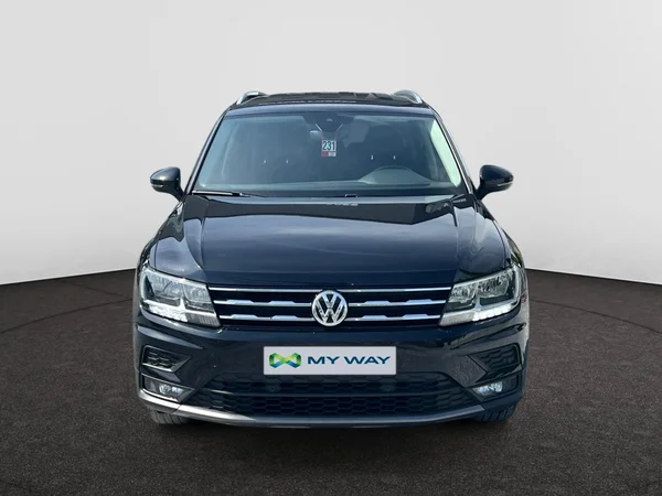 VOLKSWAGEN Tiguan Allspace (2020) — foto 12 van 18