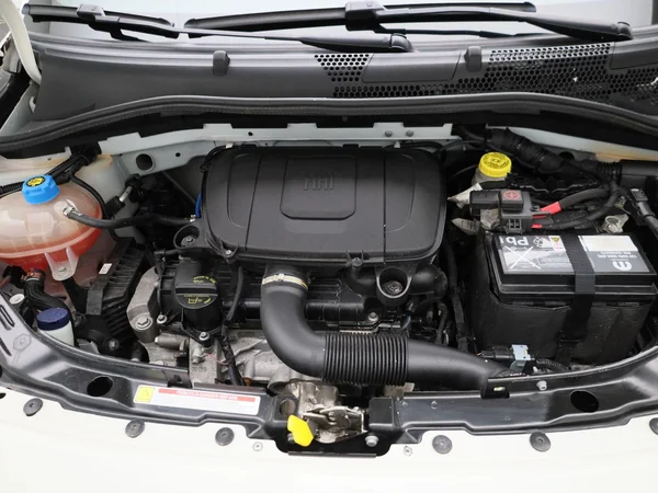 Fiat 500C (2023) — foto 29 van 40