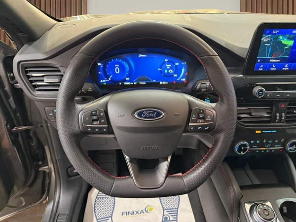 Ford Kuga (2023) — foto 6 van 30