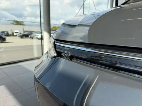 Volkswagen Golf (2024) — foto 13 van 22