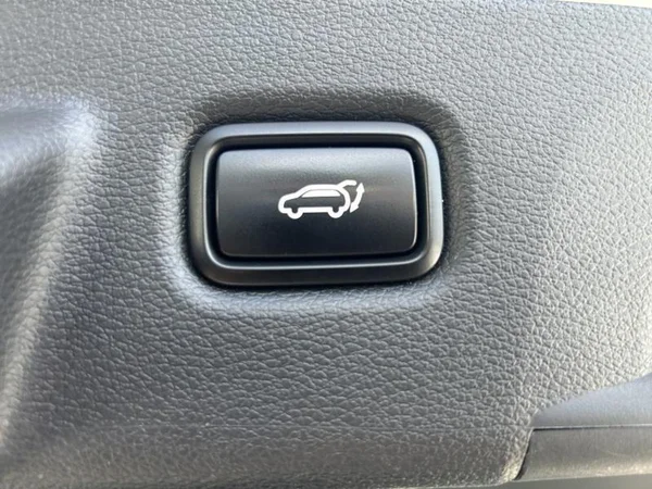 KIA XCeed (2024) — foto 7 van 35