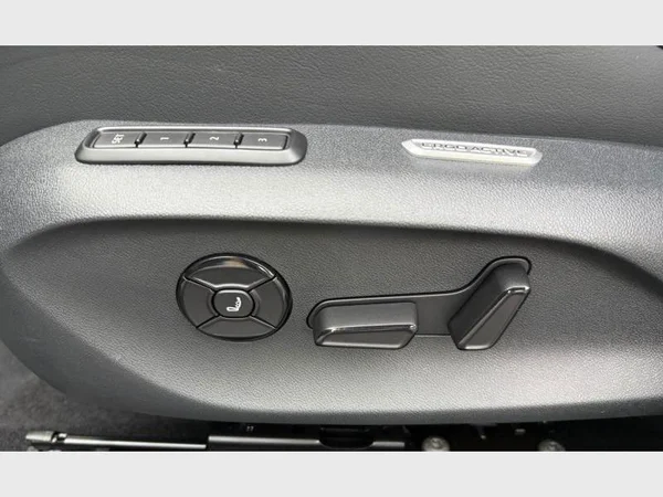 Volkswagen Passat Variant eHybrid (2026) — foto 19 van 29