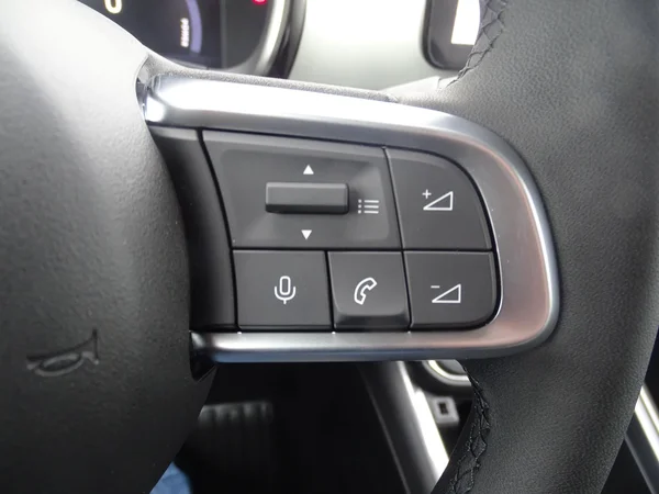 Fiat 600 (2025) — foto 17 van 27