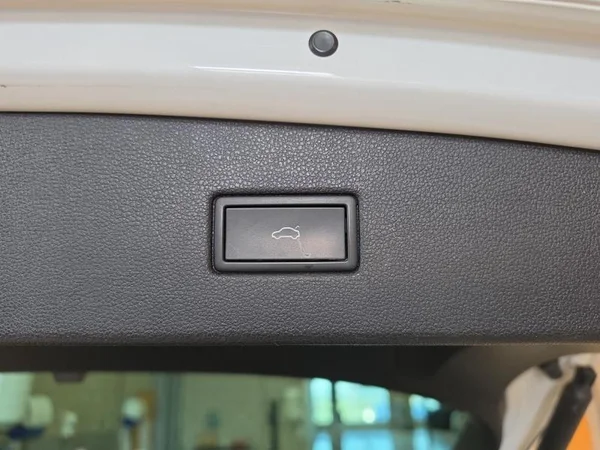 VOLKSWAGEN Tiguan Dsl (2021) — foto 26 van 36