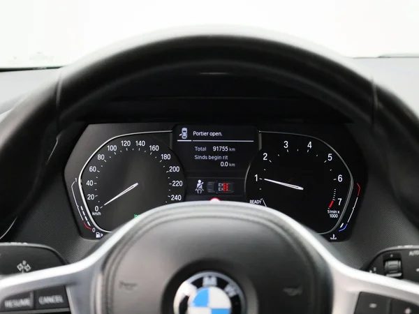 BMW 1 Reeks (2022) — foto 39 van 40