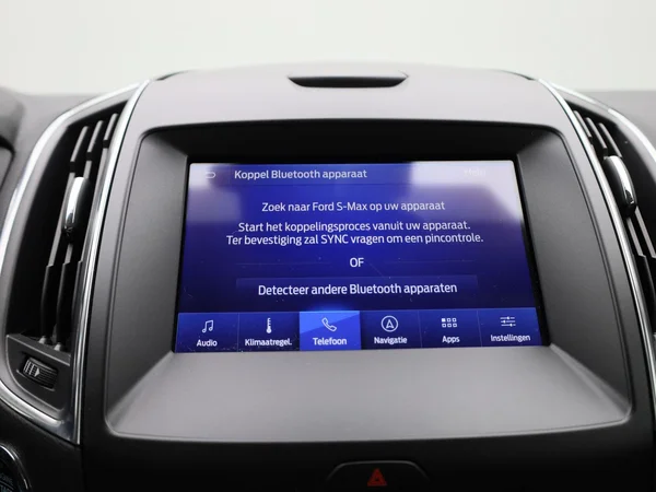 Ford S-Max (2022) — foto 18 van 39