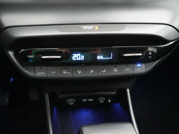 Hyundai i20 (2024) — foto 8 van 20