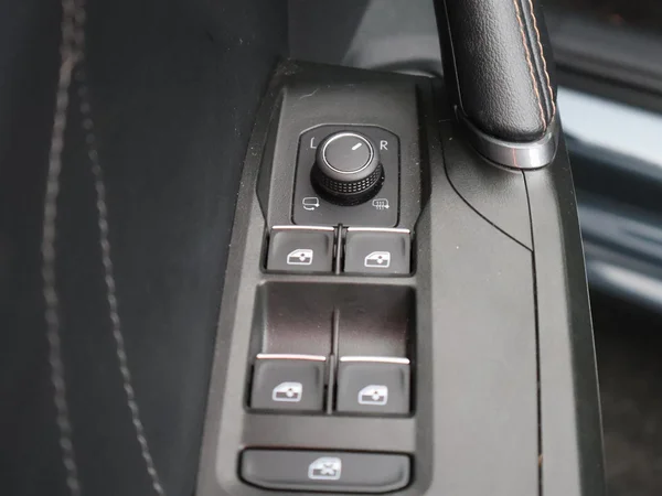 CUPRA Leon ST e-Hybrid (PHEV) (2023) — foto 10 van 25