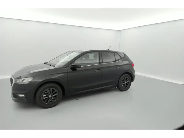 SKODA Fabia (2025) — foto 2 van 36