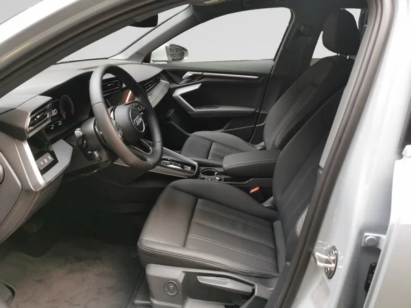 AUDI A3 Allstreet (2025) — foto 3 van 14