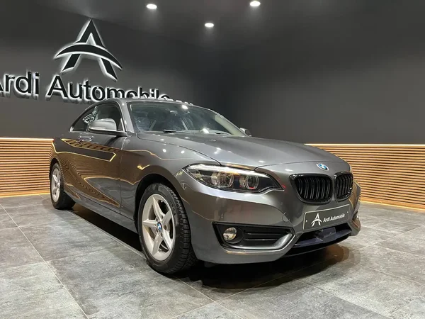 Bmw 220 (2021) — foto 15 van 21