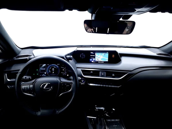 Lexus UX 250h (2022) — foto 2 van 23