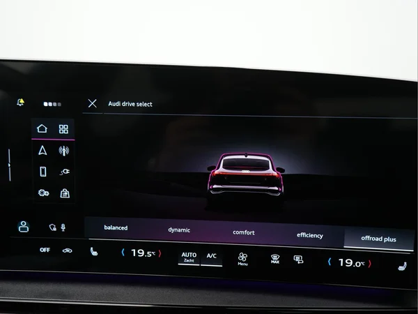 AUDI Q6 Sportback e-tron (2025) — foto 26 van 34