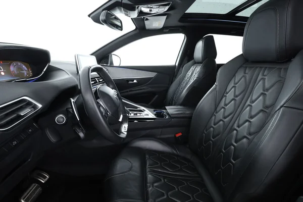 Peugeot 3008 (2018) — foto 16 van 16