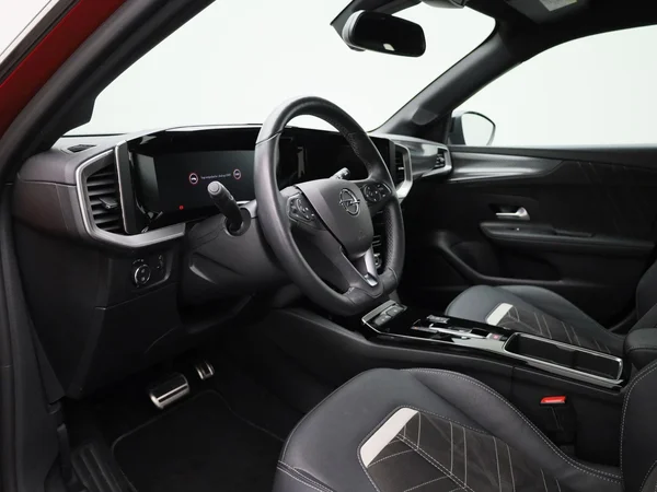 Opel Mokka-e (2022) — foto 24 van 36