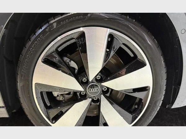 AUDI A5 Avant e-hybrid (2026) — foto 16 van 16