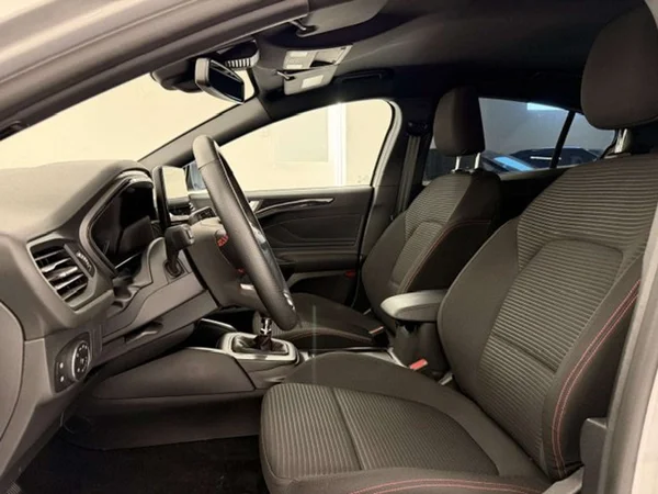 Ford Focus (2025) — foto 2 van 23