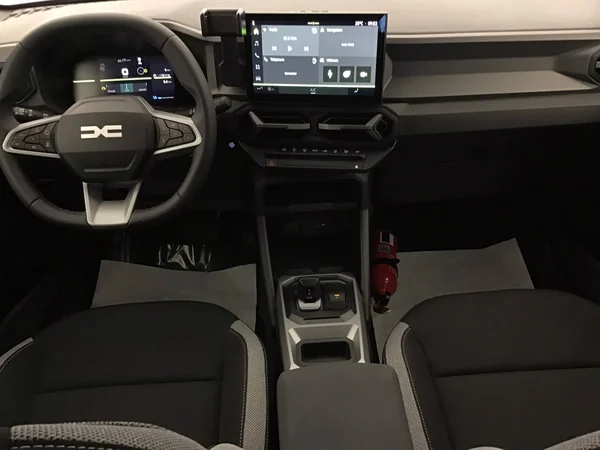 Dacia Duster Hybrid (HEV) (2026) — foto 3 van 30