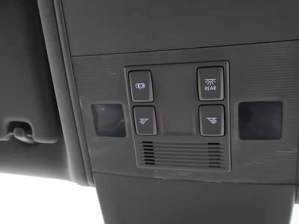 Volkswagen Touran (2022) — foto 18 van 29