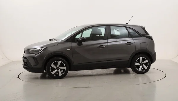 Opel Crossland (2022) — foto 12 van 20