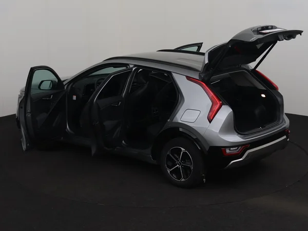 KIA NIRO (2022) — foto 29 van 30