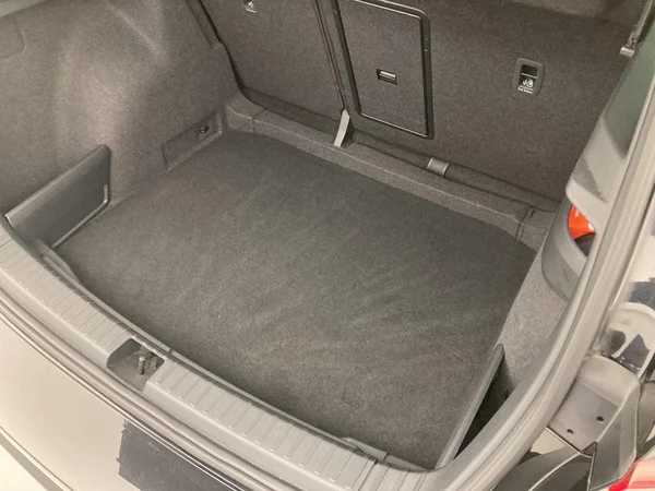 SKODA Karoq (2022) — foto 26 van 36