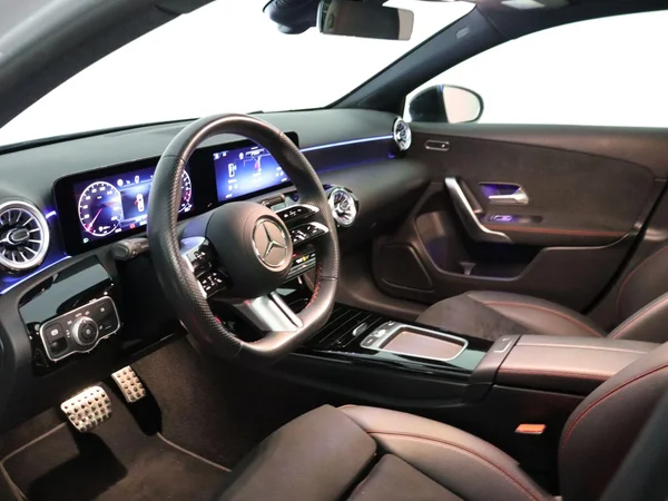 Mercedes-Benz A-Klasse (2023) — foto 14 van 24