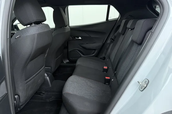 Peugeot 2008 (2025) — foto 16 van 17