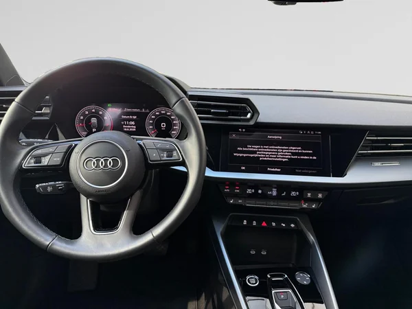 AUDI A3 Sportback (2025) — foto 15 van 17