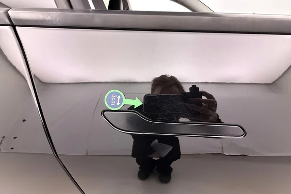 Tesla Model 3 (2023) — foto 18 van 30