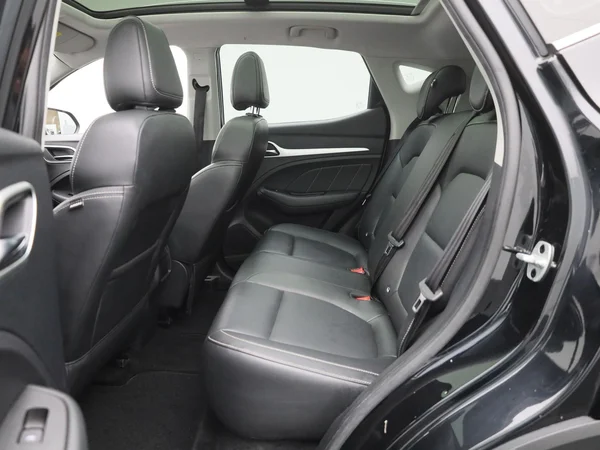 MG ZS EV (2021) — foto 4 van 42