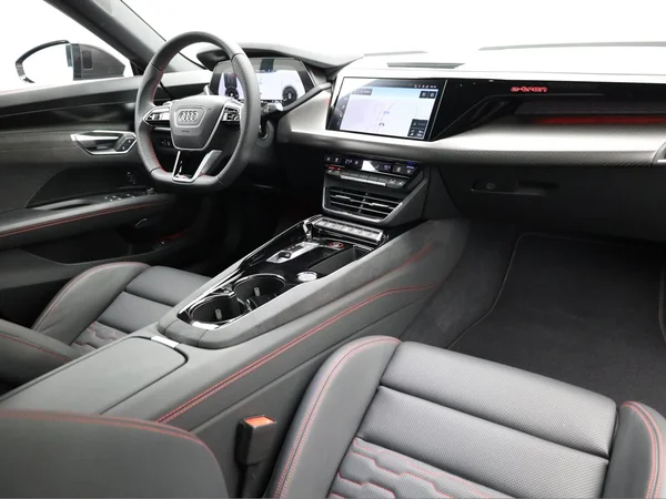 AUDI RS e-tron GT (2021) — foto 23 van 31