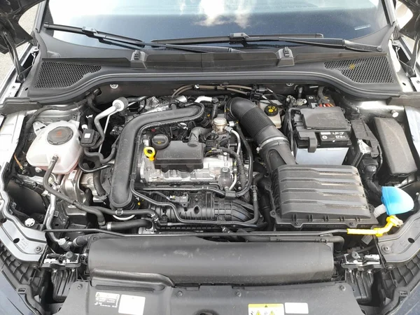 SKODA Scala (2025) — foto 9 van 23