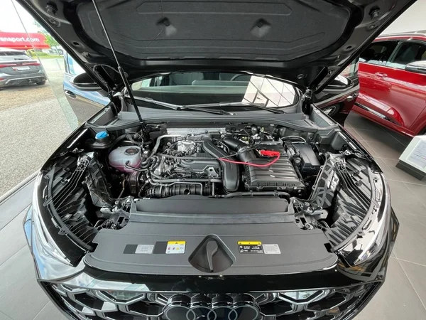 AUDI Q3 Sportback (2025) — foto 4 van 22