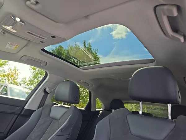 AUDI Q3 Sportback (2021) — foto 19 van 31