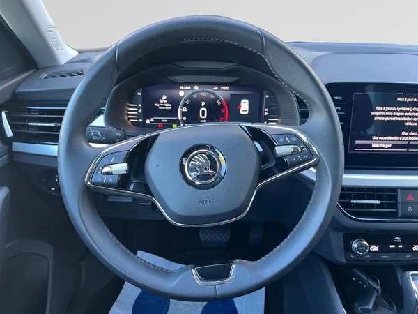 SKODA Kamiq (2024) — foto 15 van 16