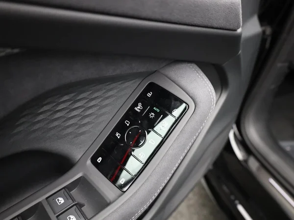 AUDI A5 Avant e-hybrid (PHEV) (2026) — foto 3 van 21