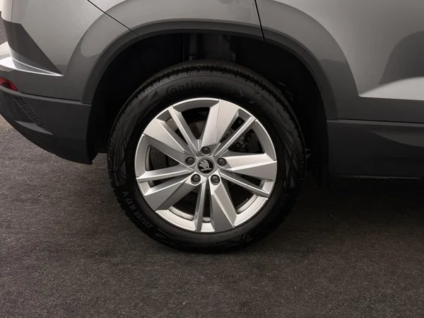 SKODA Karoq (2025) — foto 12 van 18