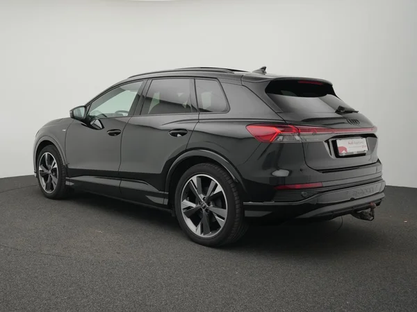 AUDI Q4 e-tron (2025) — foto 25 van 30