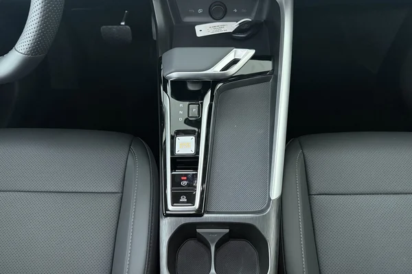 MG ZS Hybrid+ (HEV) (2026) — foto 4 van 17