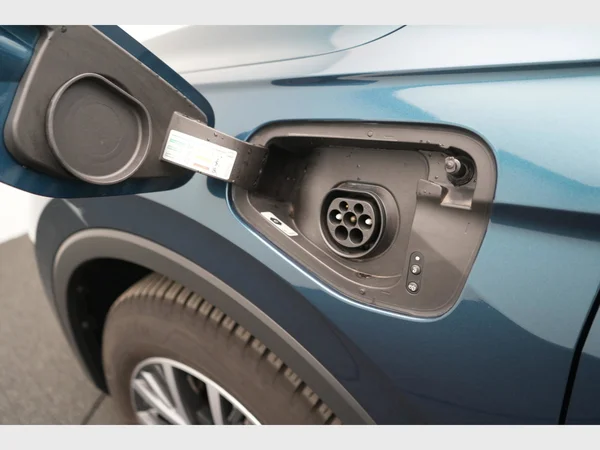 VOLKSWAGEN Tiguan eHybrid (PHEV) (2024) — foto 7 van 30