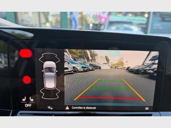 Volkswagen Golf VIII (2020) — foto 7 van 27