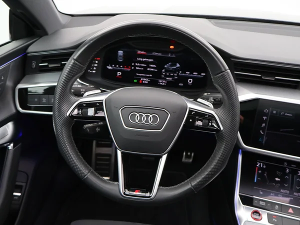 AUDI S7 Sportback (2022) — foto 9 van 32