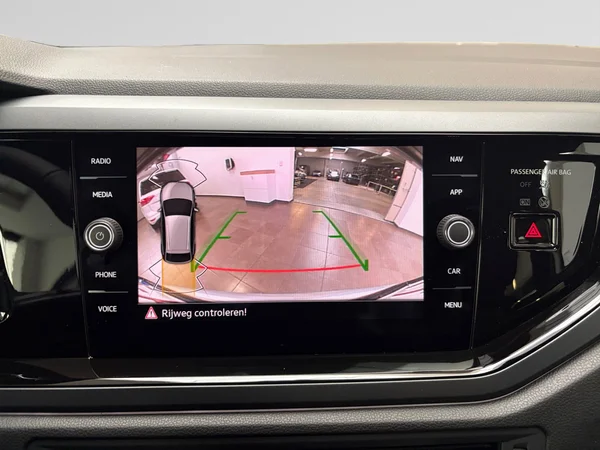 VOLKSWAGEN Taigo (2025) — foto 4 van 15
