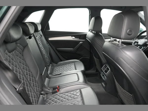 AUDI Q5 PHEV (2020) — foto 14 van 35
