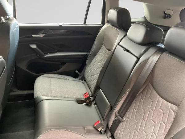 VOLKSWAGEN Tayron (2025) — foto 11 van 24