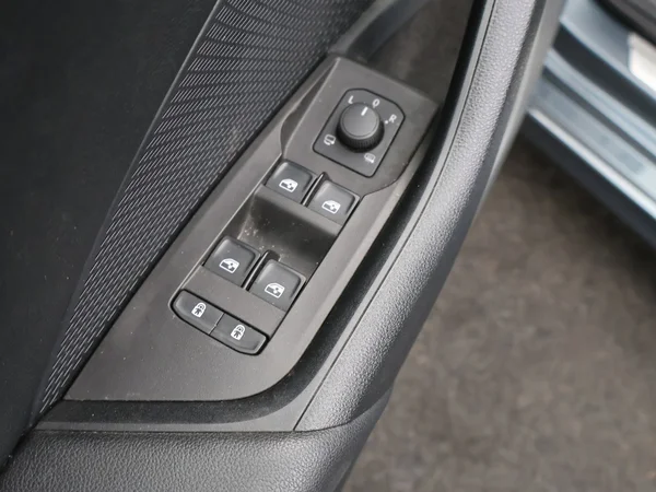 SKODA Octavia Combi (2022) — foto 11 van 23