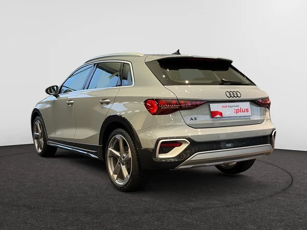 AUDI A3 Alltstreet (2025) — foto 9 van 16